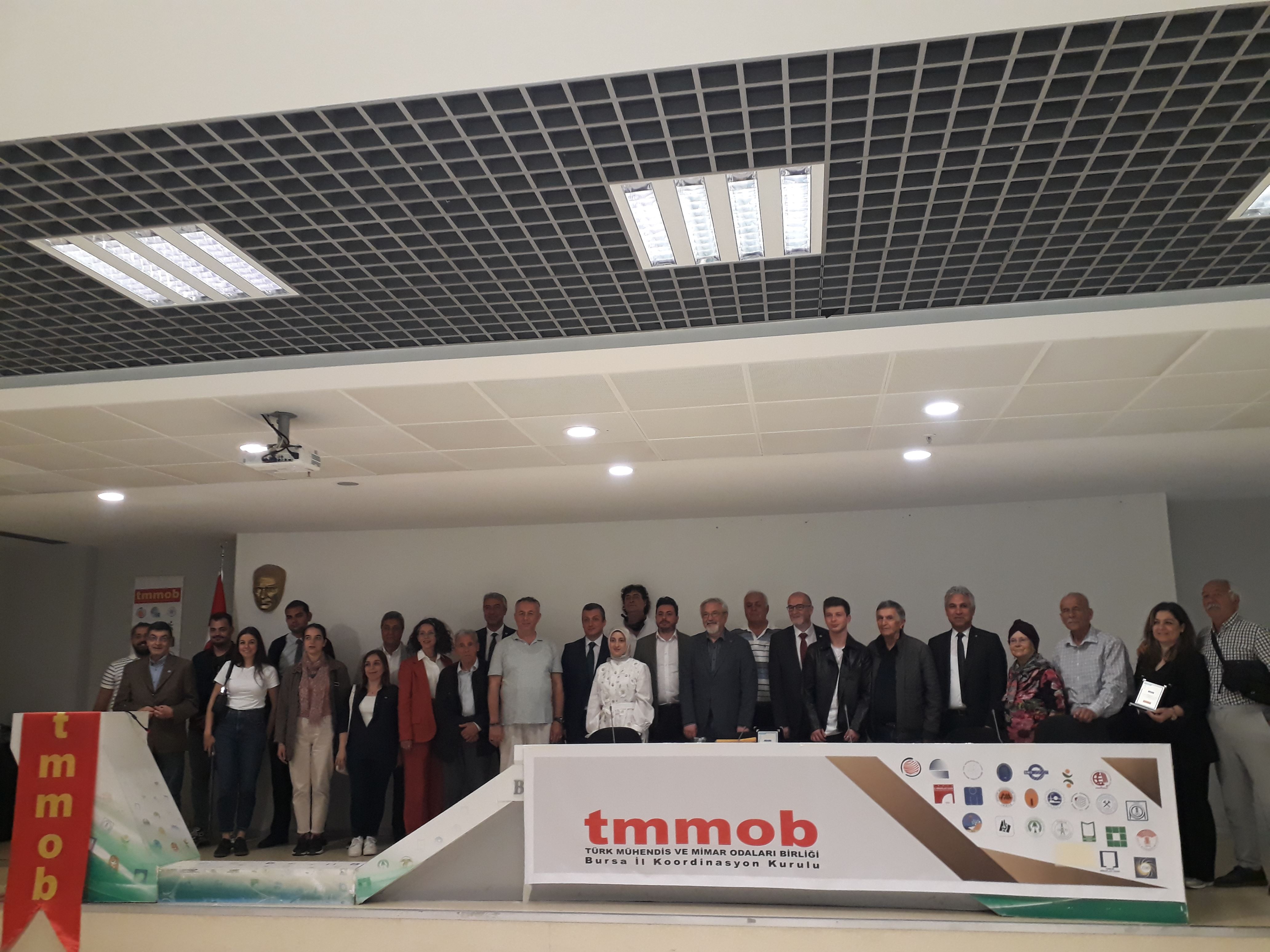 TMMOB BURSA İL KOORDİNASYON KURULU TARAFINDAN SU PANELİ DÜZENLENDİ.