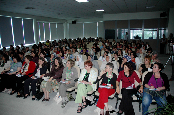 "ULUSLARARASI YEREL YÖNETİMLER VE KADIN" KONFERANSI